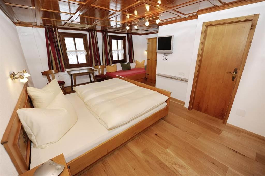 Bed and Breakfast Haus Saler Гашум Номер фото